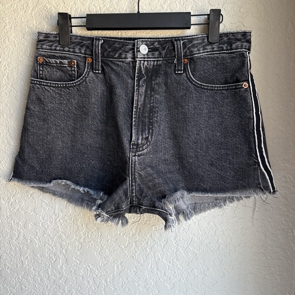 Abercrombie & Fitch Pants - Abercrombie Womens 27/4 Shorts Cutoff Black High Rise Retro Stripe Denim Annie